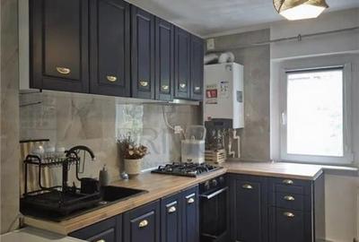 Apartament cu 3 camere decomandat, mobilat în Complex Studențesc