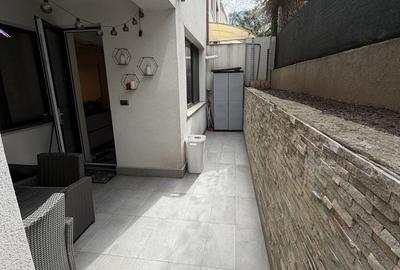 Apartament cu 4 camere în Central - 4