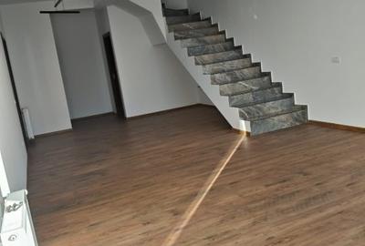 Proprietar,vând vila nouă,zona Cora Brătianu Constanța - 7