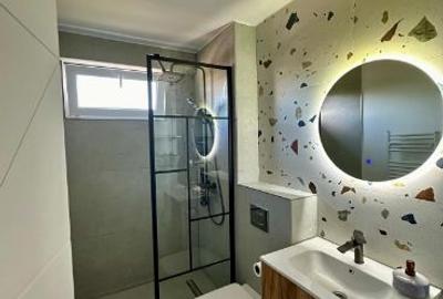 Apartament cu 2 camere decomandat în Eroii Revoluției - 1