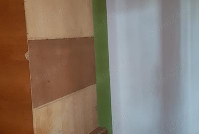 Spațiu comercial, de 300 mp, în Central - 3