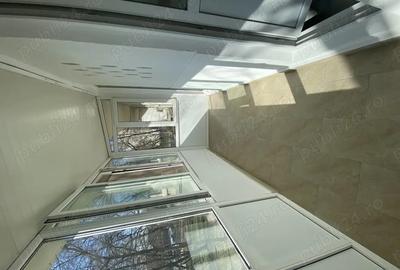 Apartament de vanzare - 3