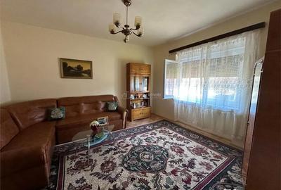 Casă cu 6 camere cu Teren 1727 Mp în Central - 2