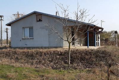 Teren de 10940 mp, în Ceatalchioi - 4