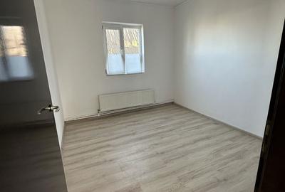Casă cu 4 camere în Limanu - 5