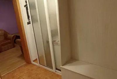 Inchiriez apartament 2 camere - 3