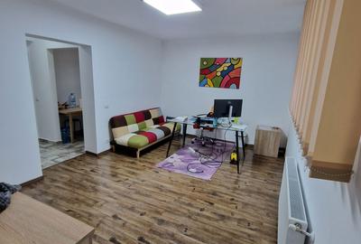 Apartament cu 2 camere semidecomandat în Central - 3
