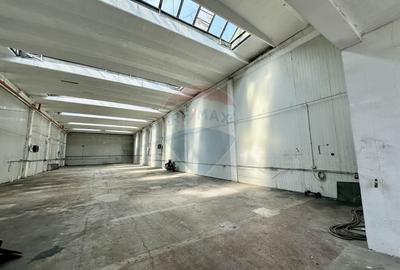 Spațiu industrial, 558 mp în Sud