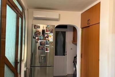 Apartament de vanzare 2 camere decomandate POARTA 6 - 6