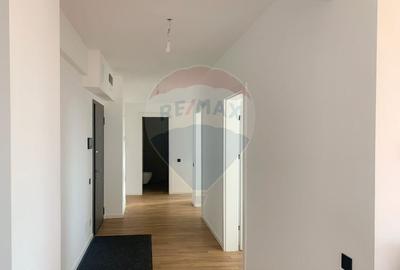 Apartament 5 camere de inchiriat in Complexul Rezidential Luceafarul Apartament 5 camere de inchiriat in Complexul Rezidential Luceafarul - 8