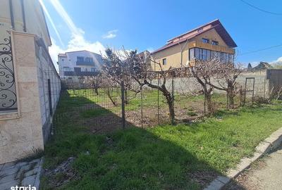 Teren de 445 mp, în Sud - 1