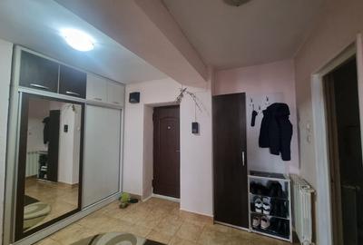 Apartament cu 2 camere decomandat în Unirii