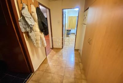 Garsonieră decomandată, mobilată în Trafic Greu - 5