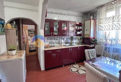 Apartament 2 camere-Zona Scoala nr.2/Bld.Traian - 2