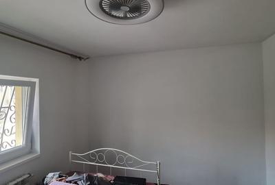 Apartament cu 3 camere decomandat în Vitan - 1