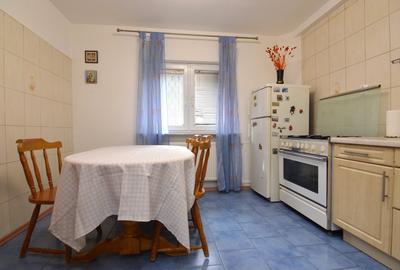 INCHIRIERE APARTAMENT 2 CAMERE VITAN - FOISORULUI - 14