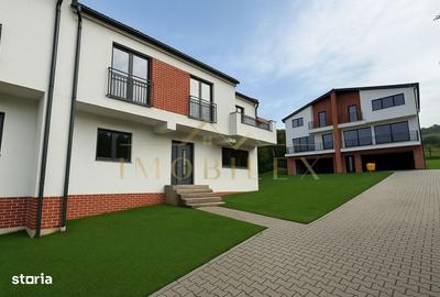 Casă cu 4 camere în Chinteni