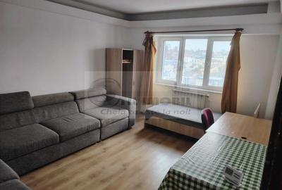 Apartament cu 4 camere decomandat, mobilat în Ultracentral