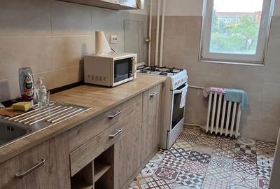 Apartament cu 3 camere decomandat în Circumvalațiunii - 10