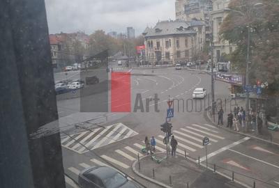 Apartament cu 3 camere semidecomandat în P-ța Romană - 10