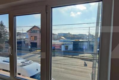 Spațiu comercial, de 50 mp, în Central - 4