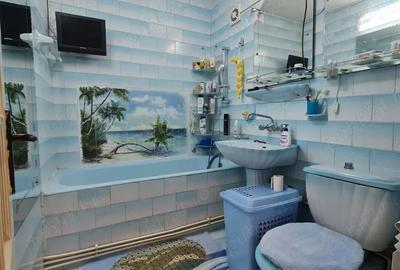 Apartament cu 3 camere semidecomandat în Faleză - 2