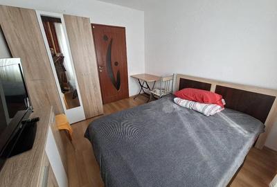 Garsonieră decomandată în Astra