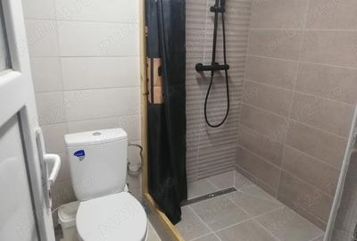 Spațiu comercial, de 83 mp, în Central - 4