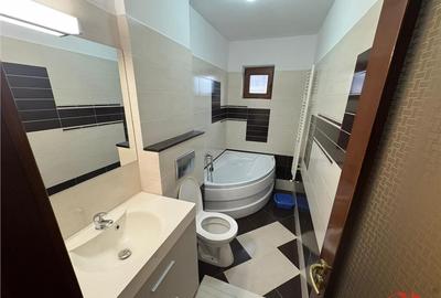 Ap 3 camere, renovat, etaj 3, str. Longinescu - Liceul Econo - 11