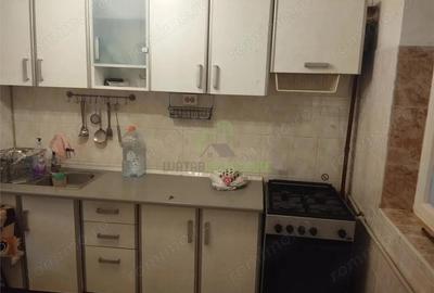 Inchiriez apartament - 3