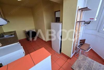 Garsonieră decomandată, mobilată în Central - 5