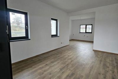 Casă cu 4 camere cu Teren 616 Mp în Paleu - 13