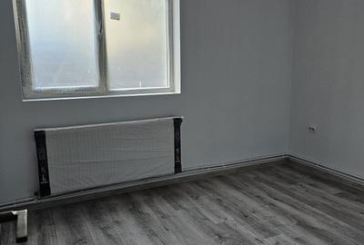 Apartament cu 2 camere decomandat în Piața Centrală - 5