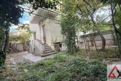 Vatra Luminoasa vila interbelica in inima cartierului - 1