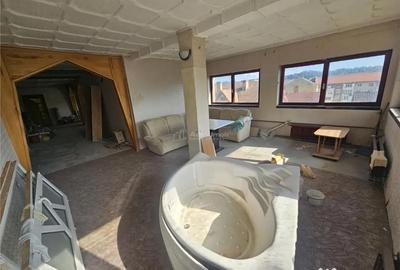 Apartament cu 4 camere decomandat în Calea Timișoarei - 14