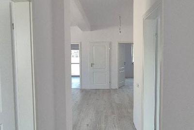 Casă cu 4 camere cu Teren 417 Mp în Domnești