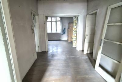 Dorobanti Str. Roma, vanzare apartament 3 camere pe hol locuibil Dorobanti Str. Roma, vanzare apartament 3 camere pe hol locuibil - 4