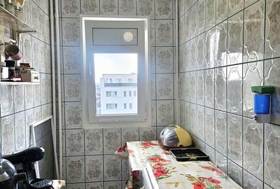 Apartament cu 3 camere semidecomandat în Berceni - 12