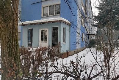 Vand apartament 2 camere - 1