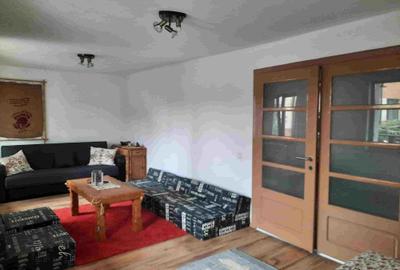 Casa  camere, zona Bulevard Vasile Milea - 12