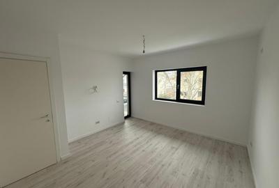 Casă cu 3 camere cu Teren 308 Mp în Sud - 9