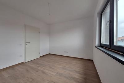 Duplex cu 2 camere cu Teren 210 Mp în Rulmentul - 14