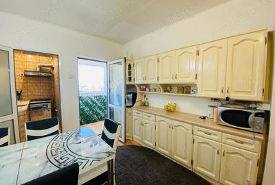 Apartament cu 3 camere decomandat în Lenin Sud - 6