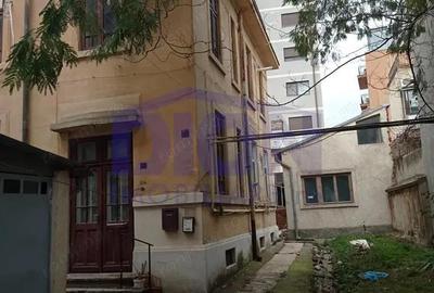 Casă cu Teren 82 Mp în Dacia