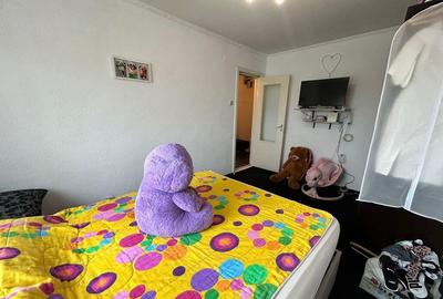 2 camere zona Faget,decomandat 85000 Euro
