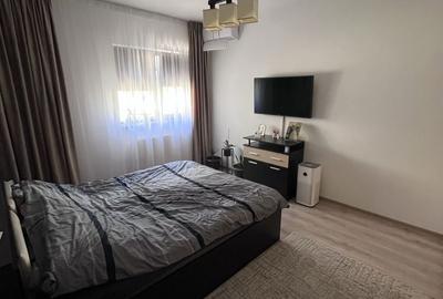 Apartament cu 3 camere semidecomandat în Central - 3