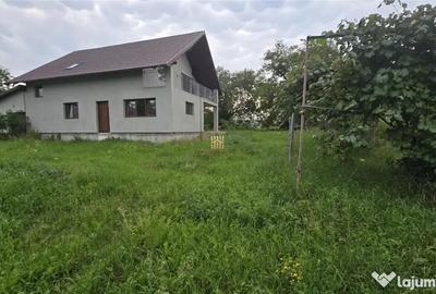 Casă cu 5 camere cu Teren 1483 Mp în Mitocu Dragomirnei - 5