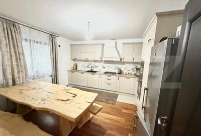 Casă cu 7 camere cu Teren 1800 Mp în Central - 17