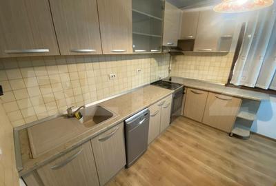 Apartament 3 camere, 74 mp, 2 balcoane, et intermediar, la cheie, zona Plopilor - 3