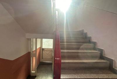 Garsoniera Dristor 33 Mp Parter Bloc 1982 Centrala Proprie 12 Min Metrou - 11